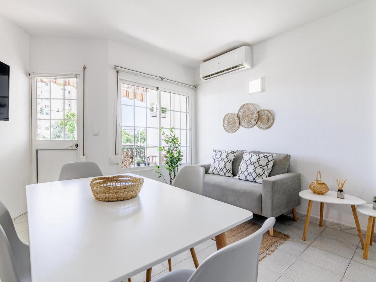 A Metros De La Playa Apartment Fuengirola